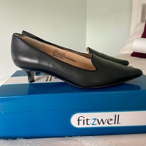 Fitzwell kitten heel black leather 6.5 excellent condition